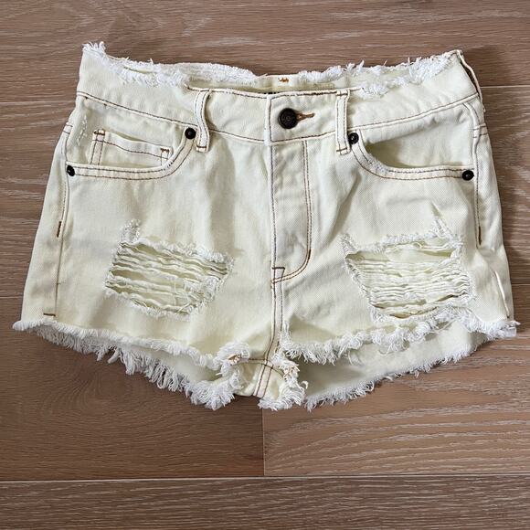 Brandy Melville High-Waisted Distressed Cutoff Denim Shorts - Pale Yellow  Sz 26 - Picture 1 of 4